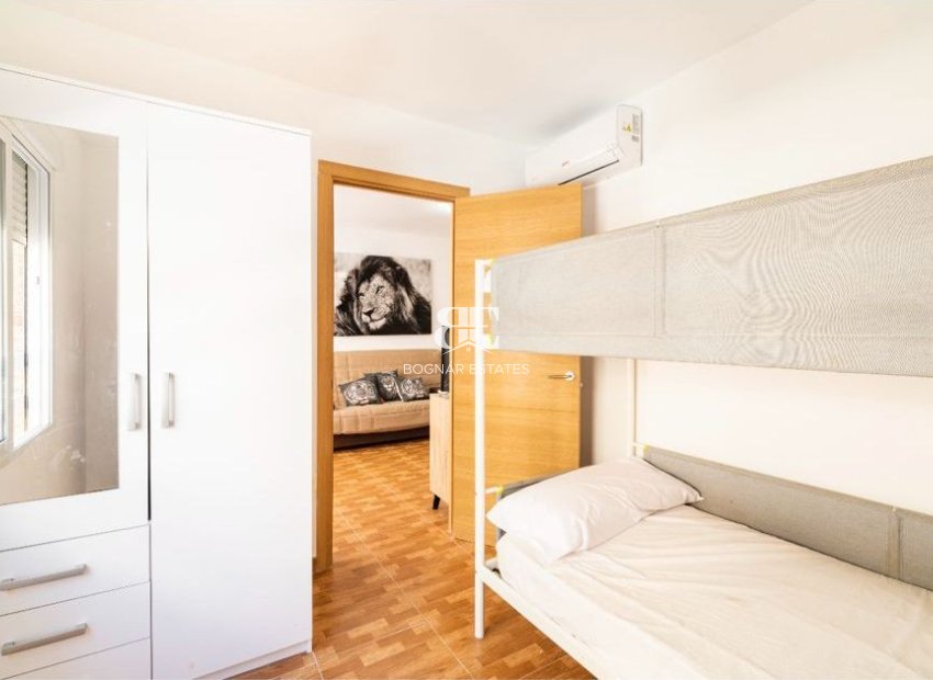 Resale - apartment -
Torrevieja - La Mata