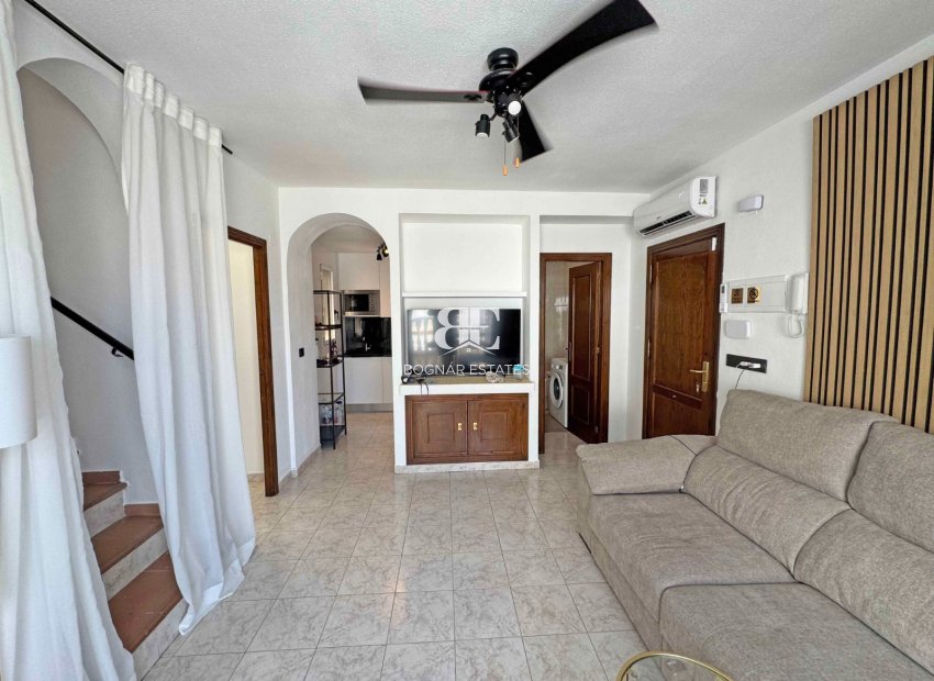 Resale - apartment -
Torrevieja - La Mata