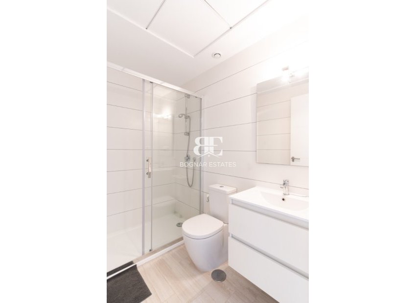 Resale - apartment -
Torrevieja - La Mata