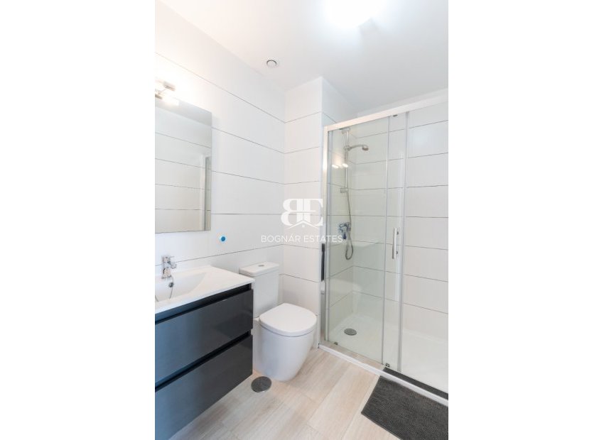 Resale - apartment -
Torrevieja - La Mata