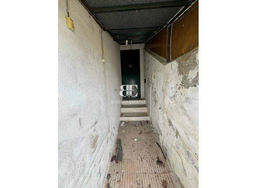 Resale - apartment -
Torrevieja - La Mata