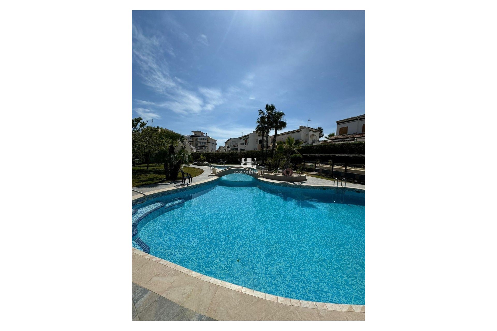 Resale - apartment -
Torrevieja - La Mata