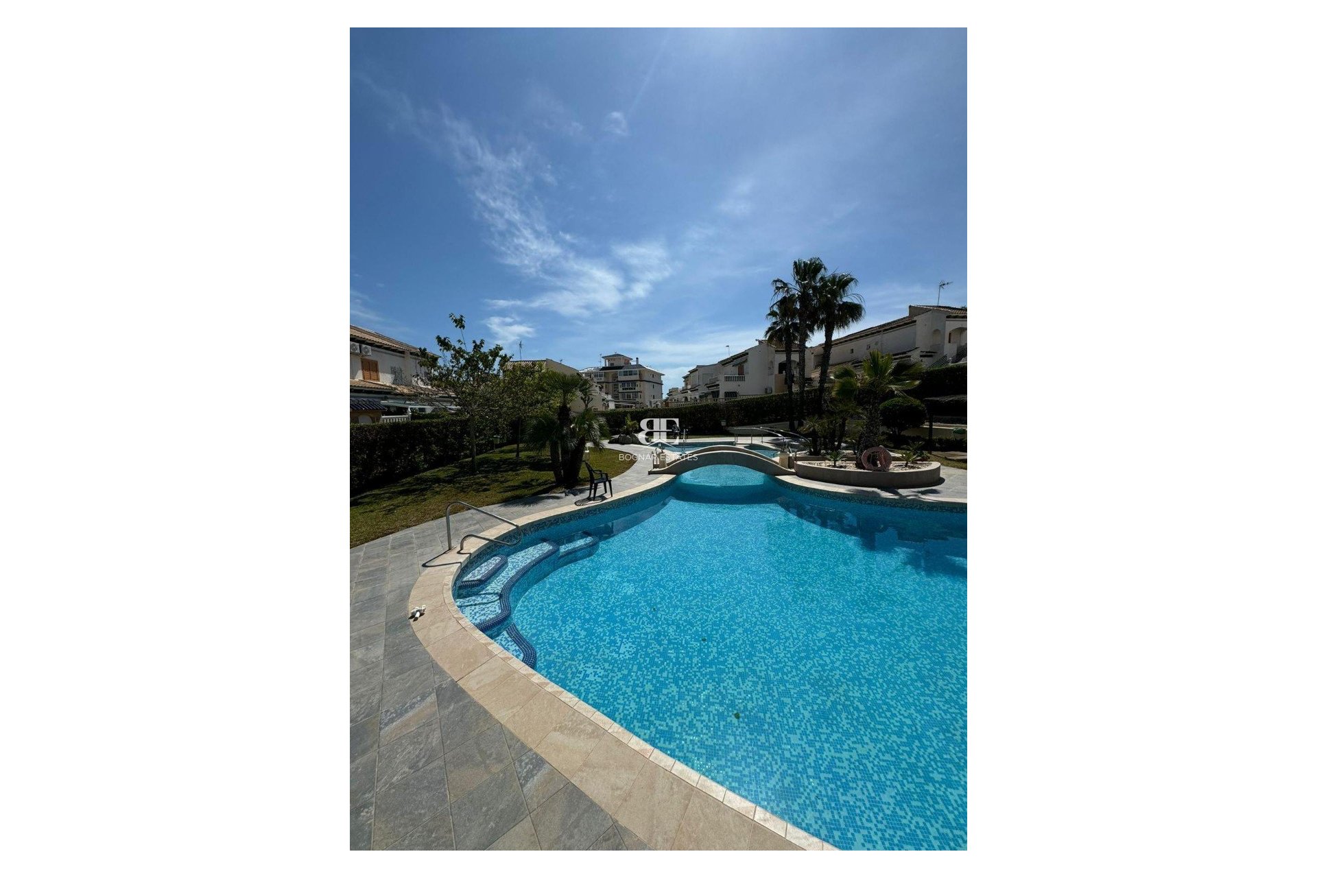 Resale - apartment -
Torrevieja - La Mata