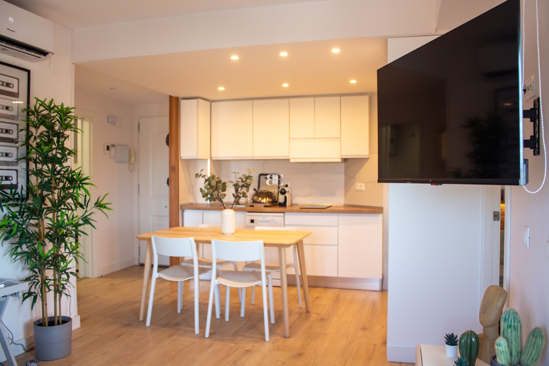 Resale - apartment -
Torrevieja - La Mata