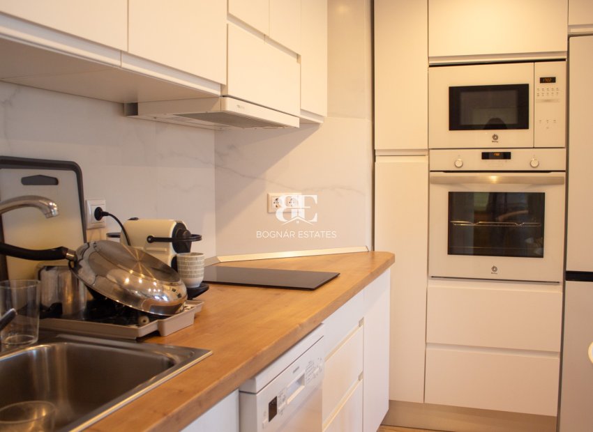 Resale - apartment -
Torrevieja - La Mata