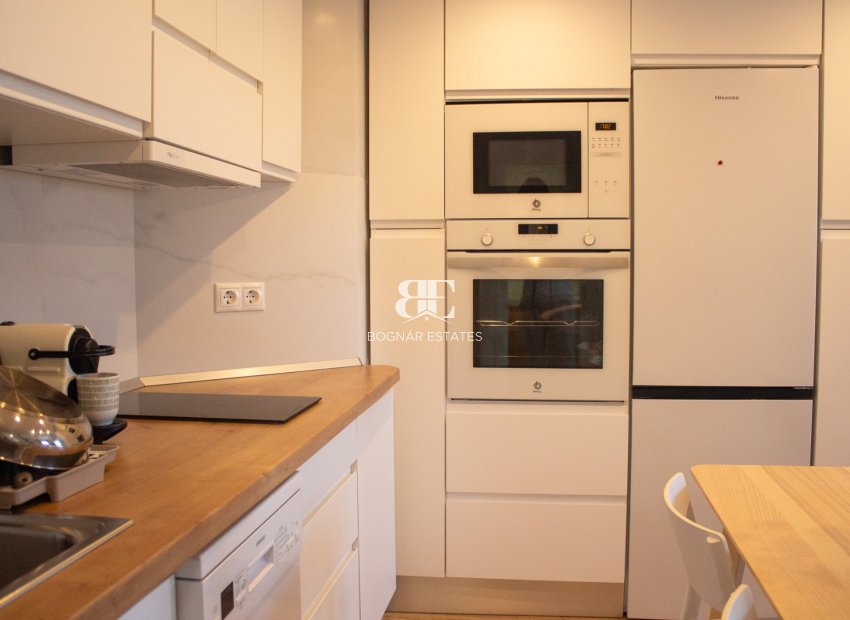 Resale - apartment -
Torrevieja - La Mata