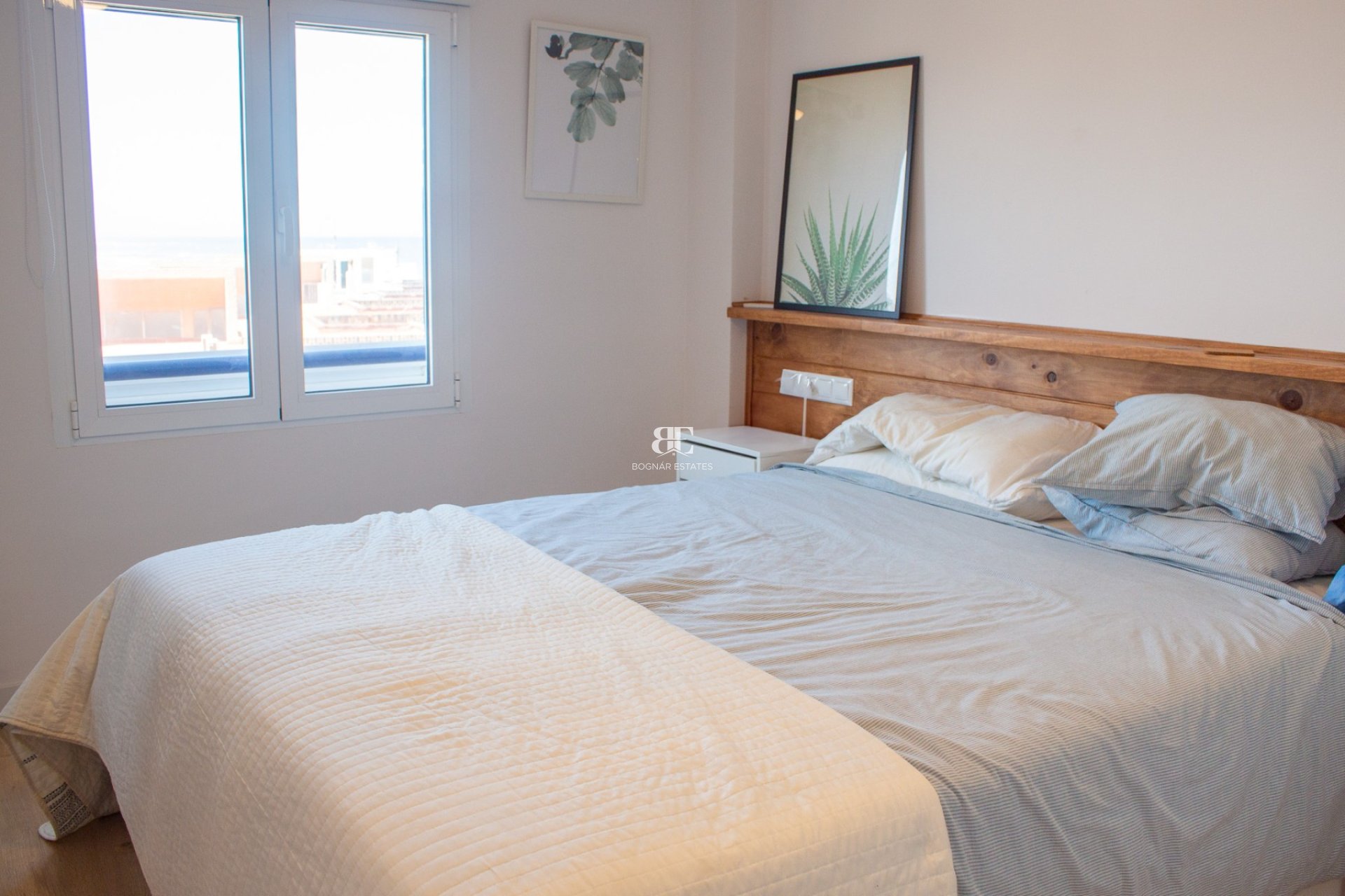 Resale - apartment -
Torrevieja - La Mata