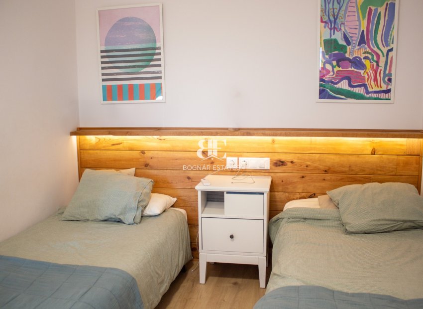 Resale - apartment -
Torrevieja - La Mata