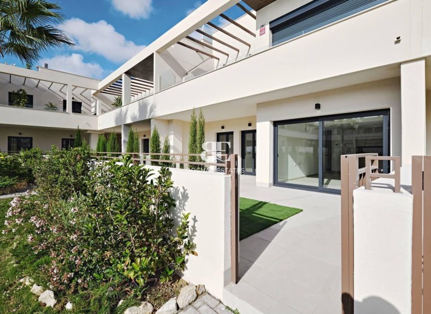 Resale - apartment -
Torrevieja - La veleta