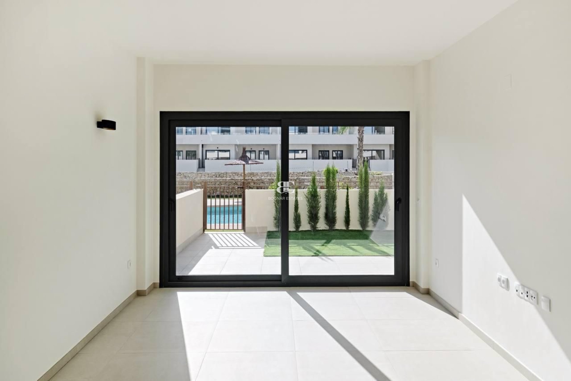 Resale - apartment -
Torrevieja - La veleta