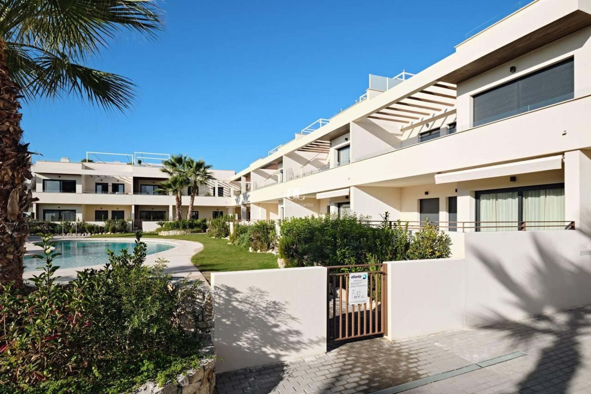 Resale - apartment -
Torrevieja - La veleta