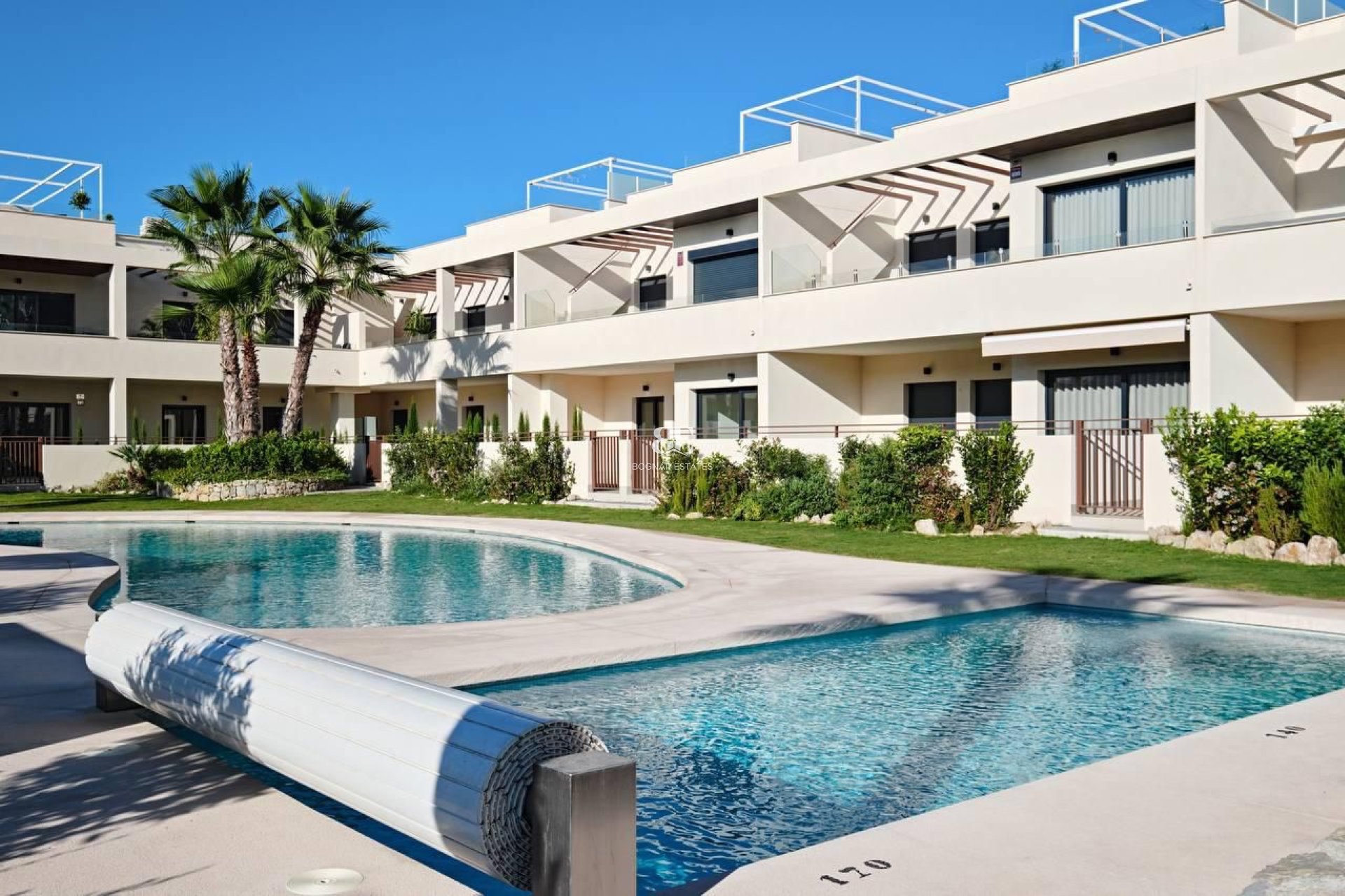 Resale - apartment -
Torrevieja - La veleta