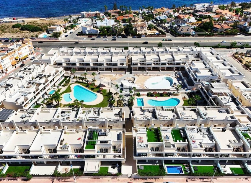 Resale - apartment -
Torrevieja - La veleta