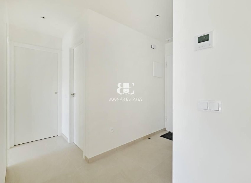 Resale - apartment -
Torrevieja - La veleta