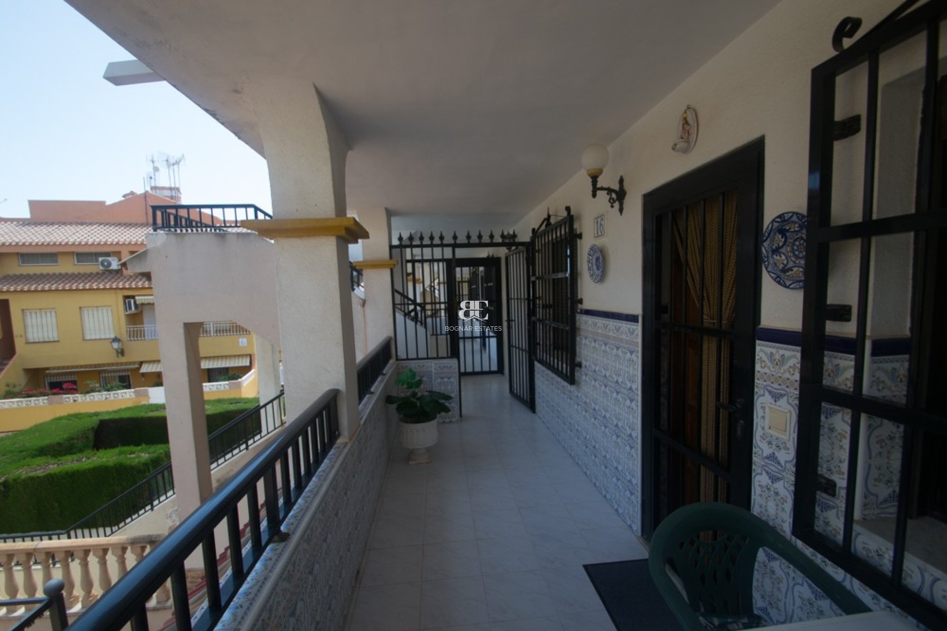 Resale - apartment -
Torrevieja - La veleta