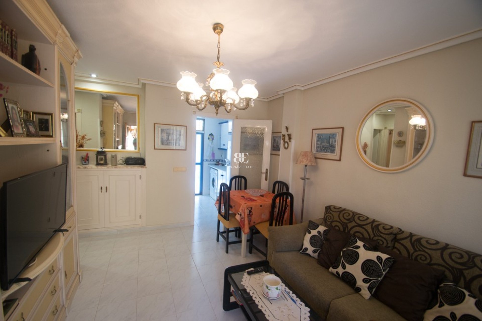 Resale - apartment -
Torrevieja - La veleta