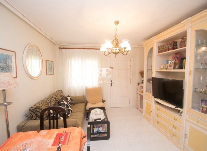 Resale - apartment -
Torrevieja - La veleta