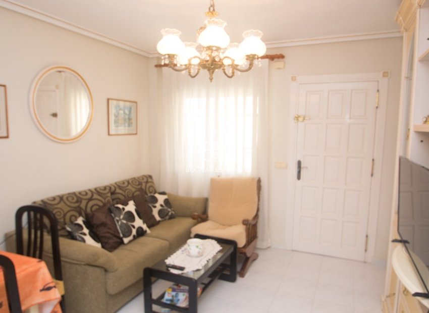 Resale - apartment -
Torrevieja - La veleta