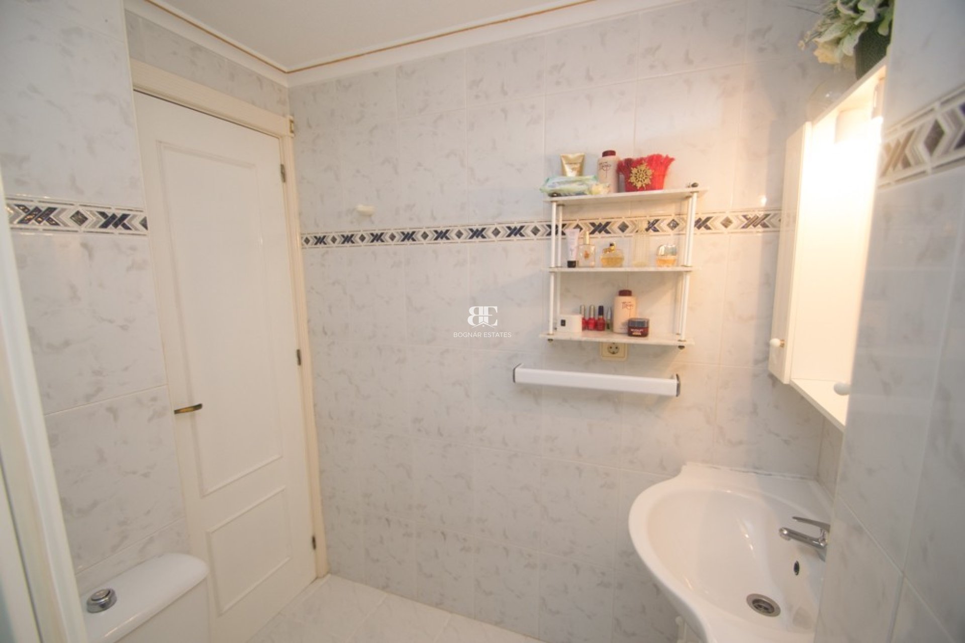 Resale - apartment -
Torrevieja - La veleta