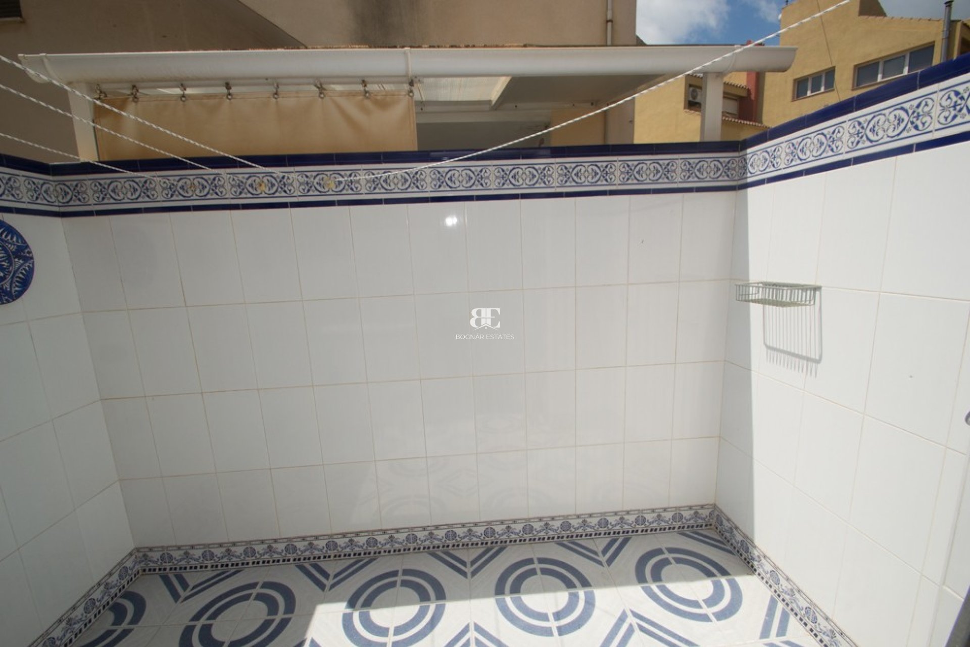 Resale - apartment -
Torrevieja - La veleta