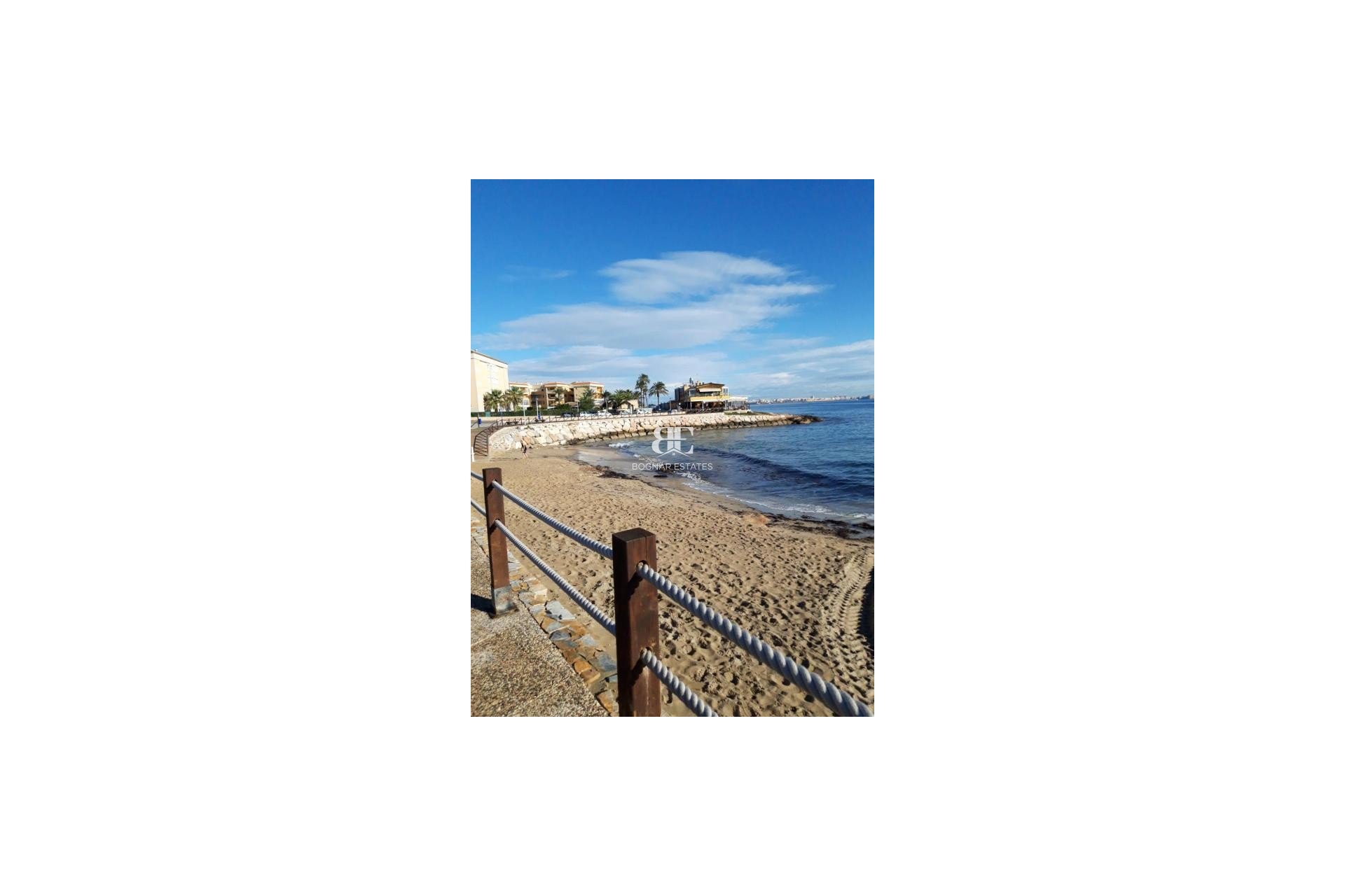 Resale - apartment -
Torrevieja - La veleta