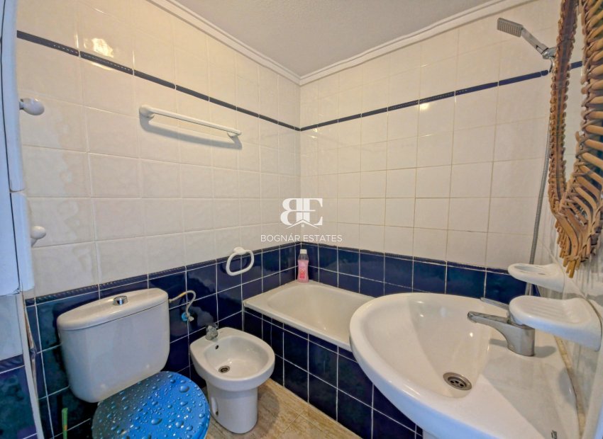 Resale - apartment -
Torrevieja - Los Altos