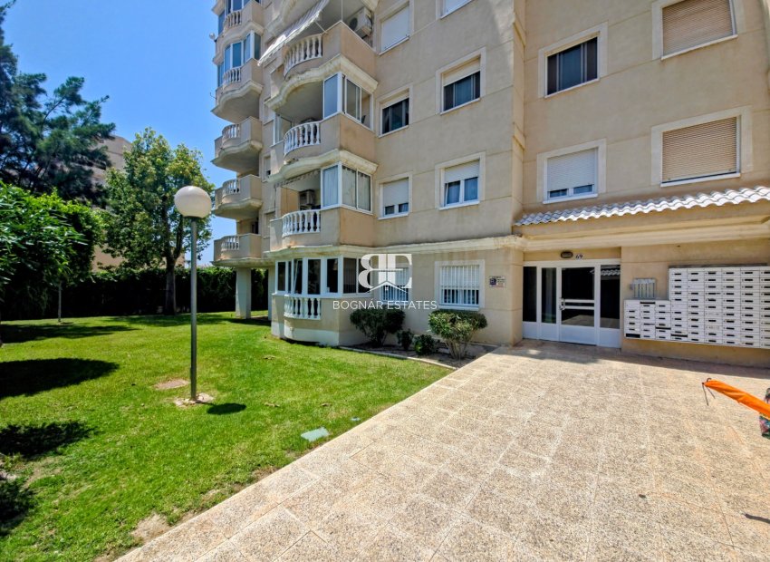 Resale - apartment -
Torrevieja - Los Altos