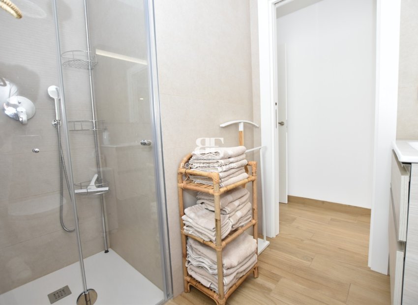 Resale - apartment -
Torrevieja - Los Balcones