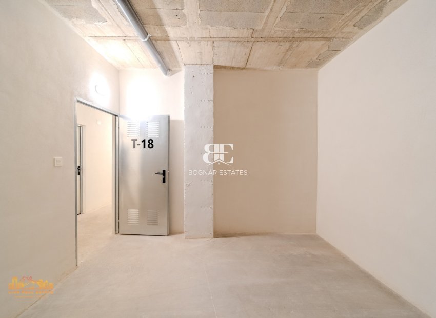 Resale - apartment -
Torrevieja - Los Locos