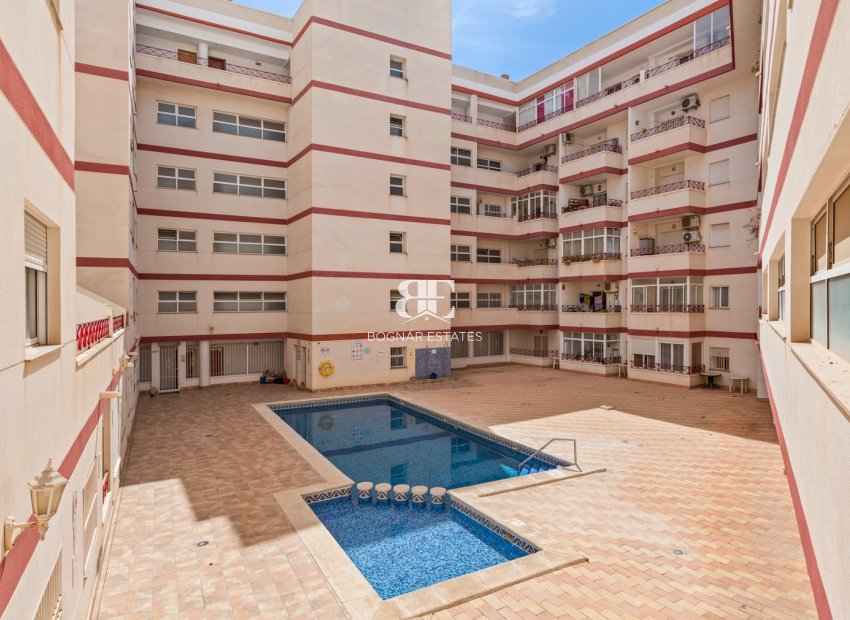 Resale - apartment -
Torrevieja - Parque de las Naciones