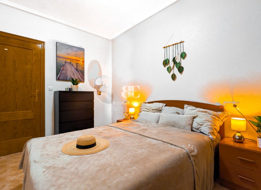 Resale - apartment -
Torrevieja - Parque de las Naciones