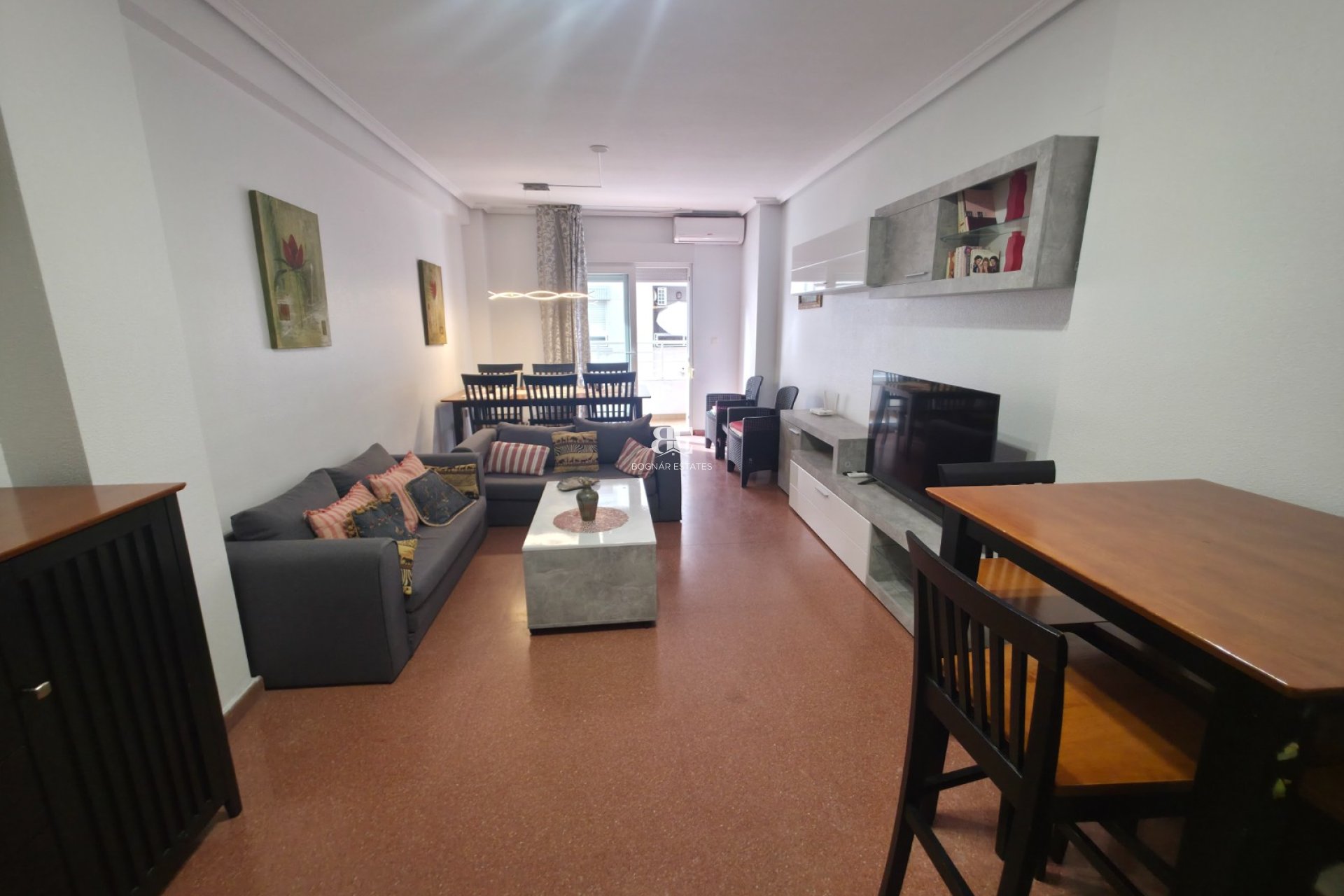 Resale - apartment -
Torrevieja - Paseo maritimo