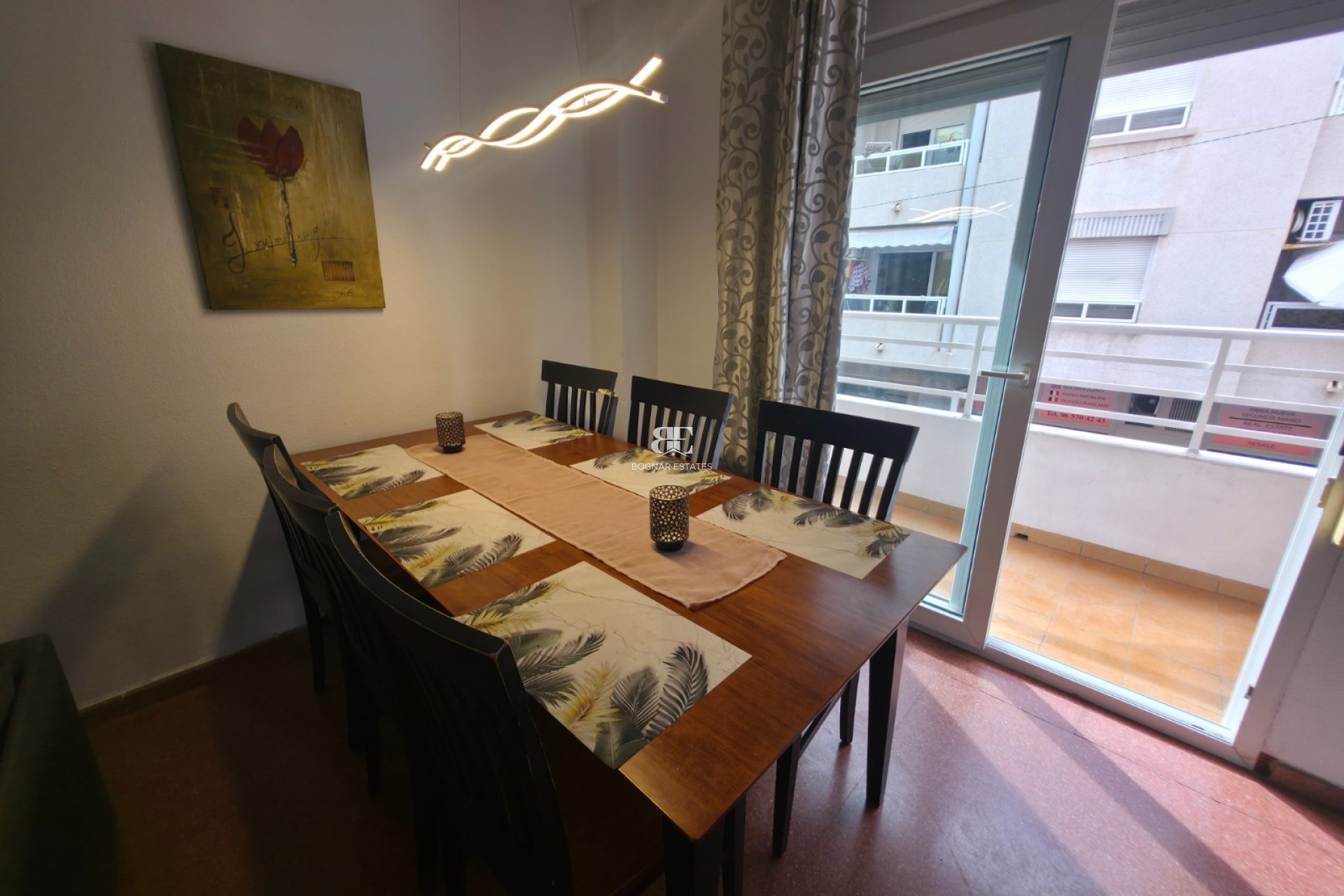 Resale - apartment -
Torrevieja - Paseo maritimo