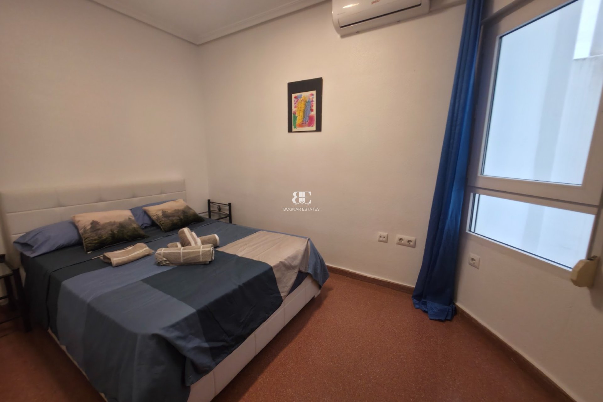 Resale - apartment -
Torrevieja - Paseo maritimo