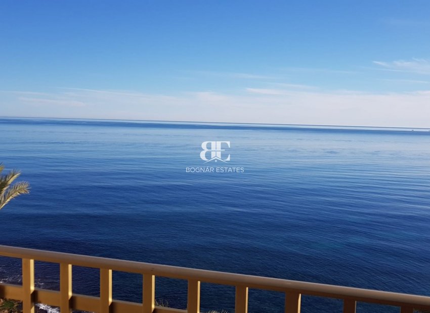 Resale - apartment -
Torrevieja - Playa del Cura