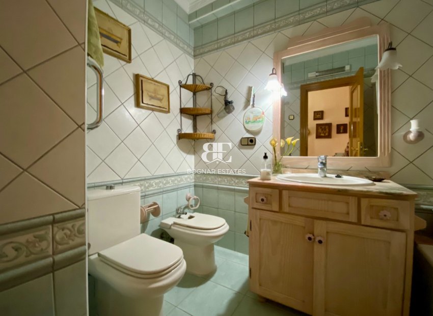 Resale - apartment -
Torrevieja - Playa del Cura