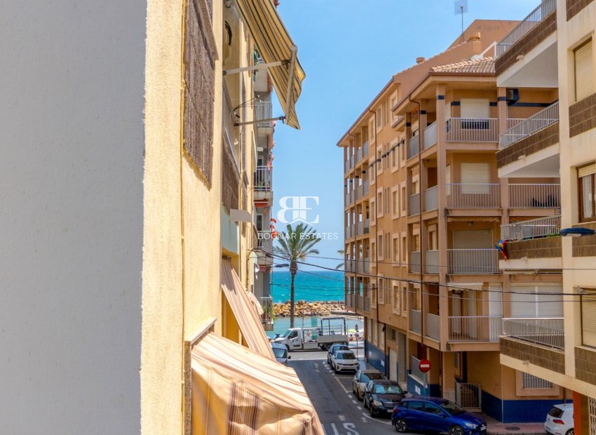 Resale - apartment -
Torrevieja - Playa del Cura