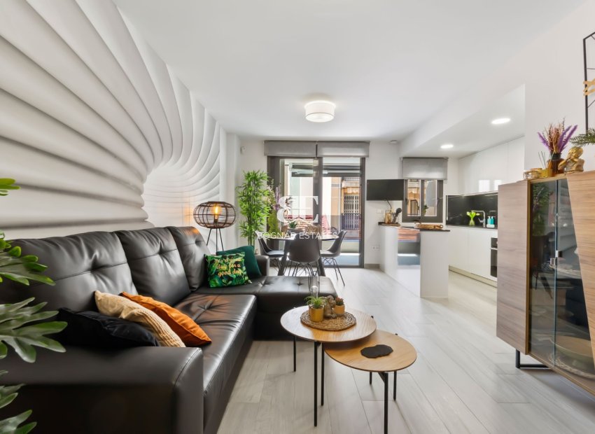 Resale - apartment -
Torrevieja - Playa del Cura