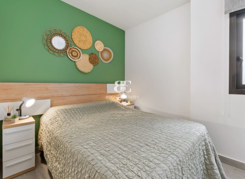 Resale - apartment -
Torrevieja - Playa del Cura