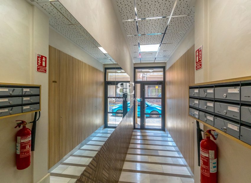 Resale - apartment -
Torrevieja - Playa del Cura