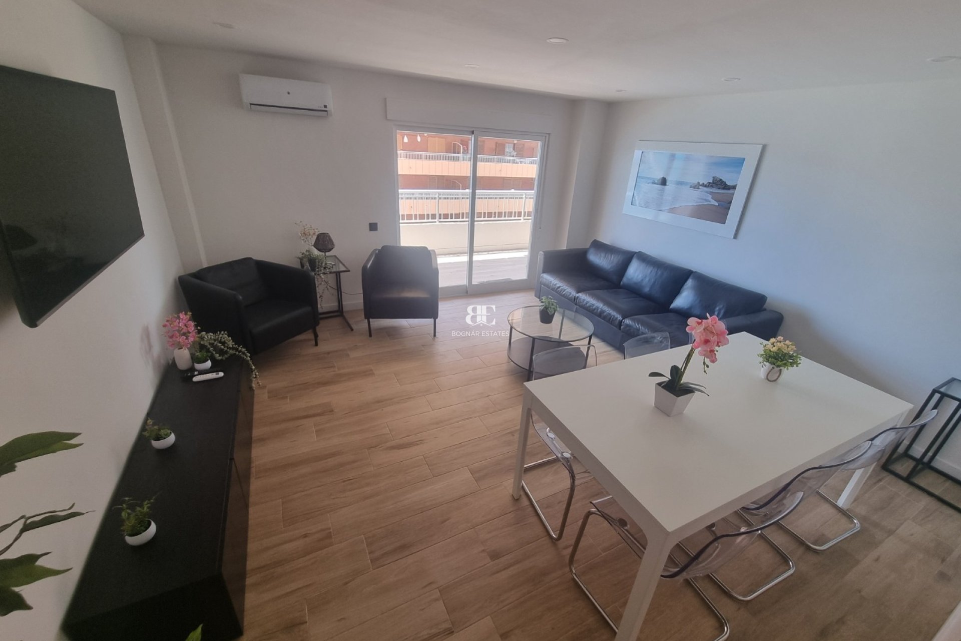 Resale - apartment -
Torrevieja - Playa del Cura