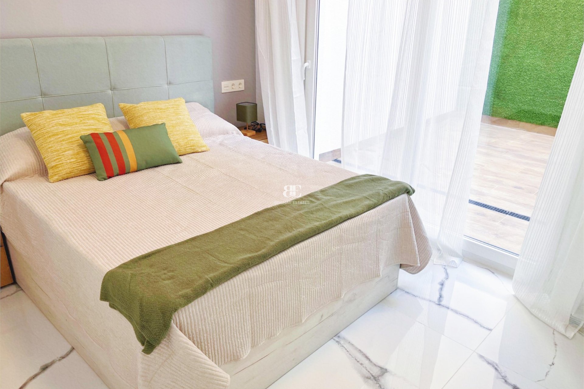 Resale - apartment -
Torrevieja - Playa del Cura