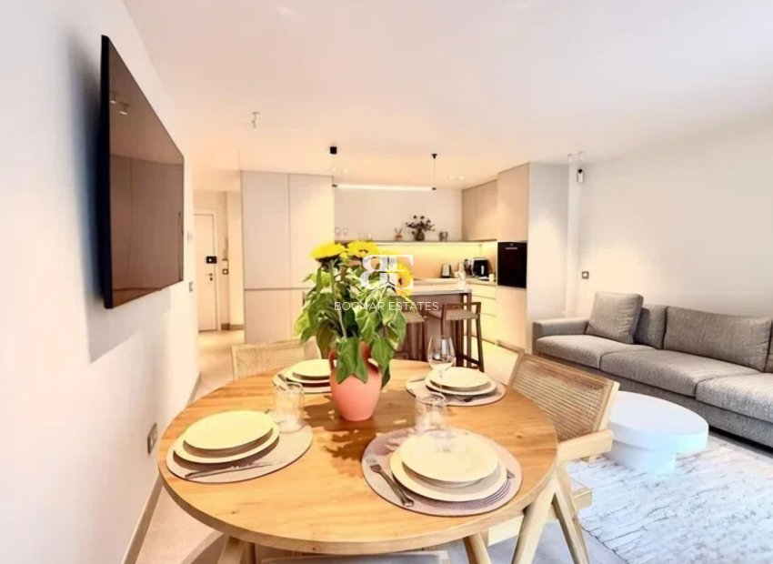 Resale - apartment -
Torrevieja - Playa del Cura