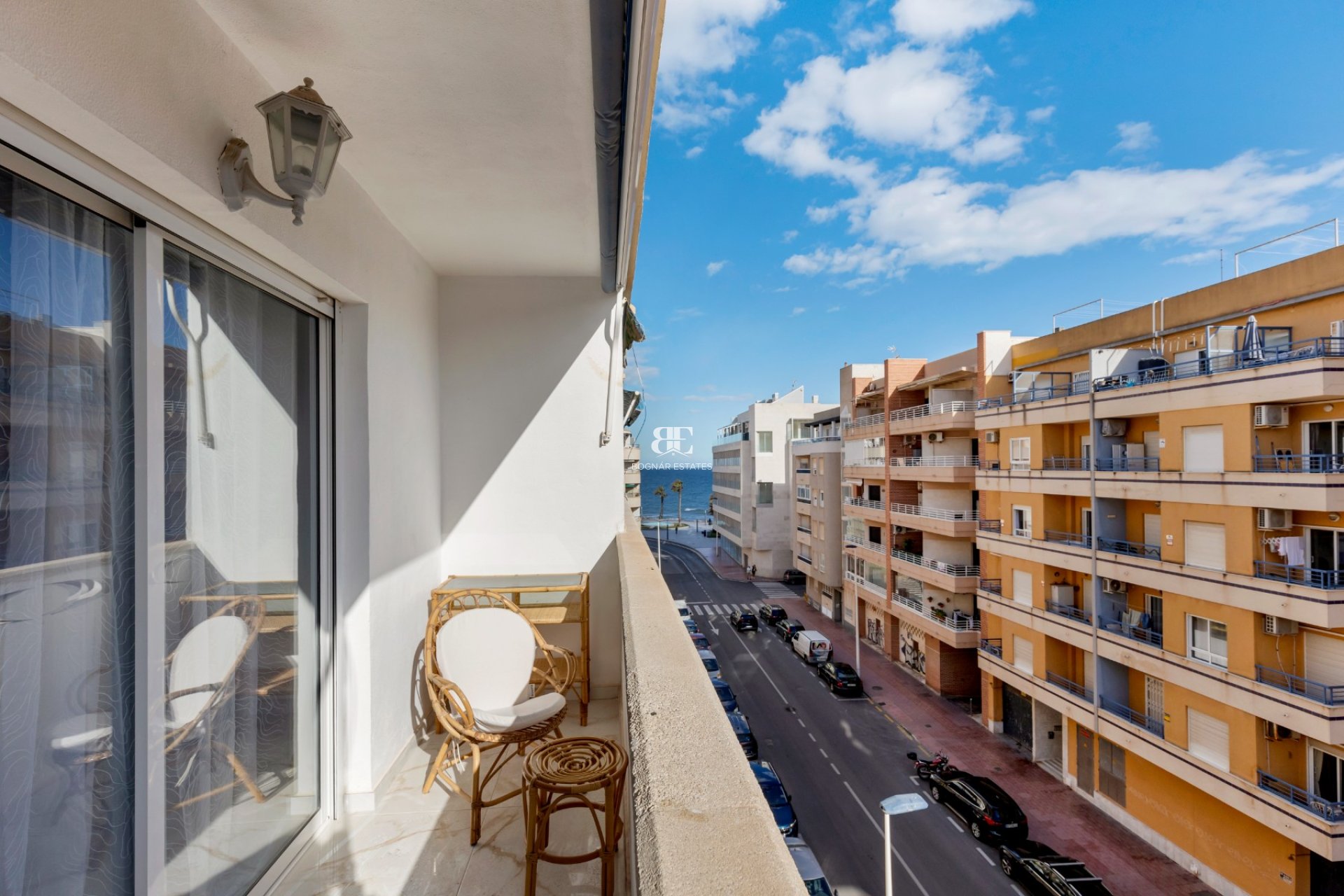 Resale - apartment -
Torrevieja - Playa del Cura