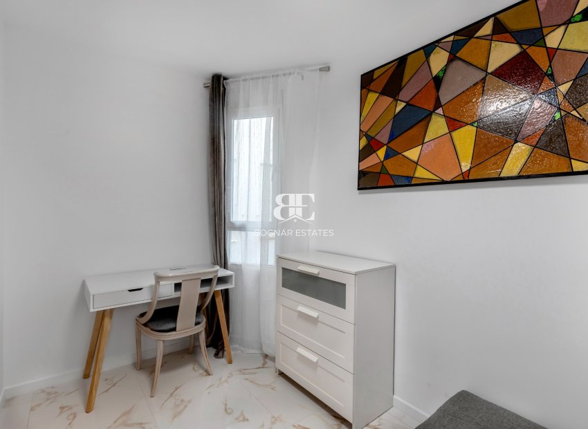Resale - apartment -
Torrevieja - Playa del Cura