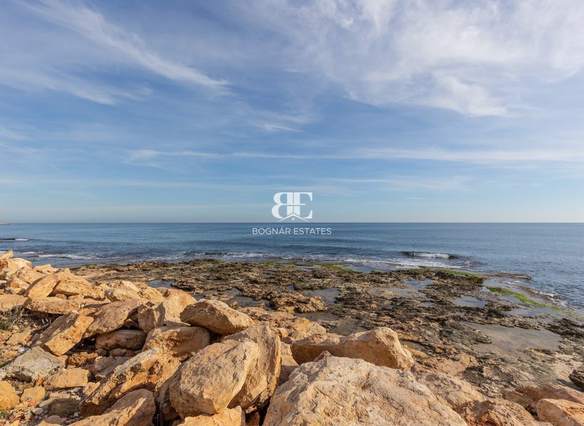 Resale - apartment -
Torrevieja - Playa del Cura