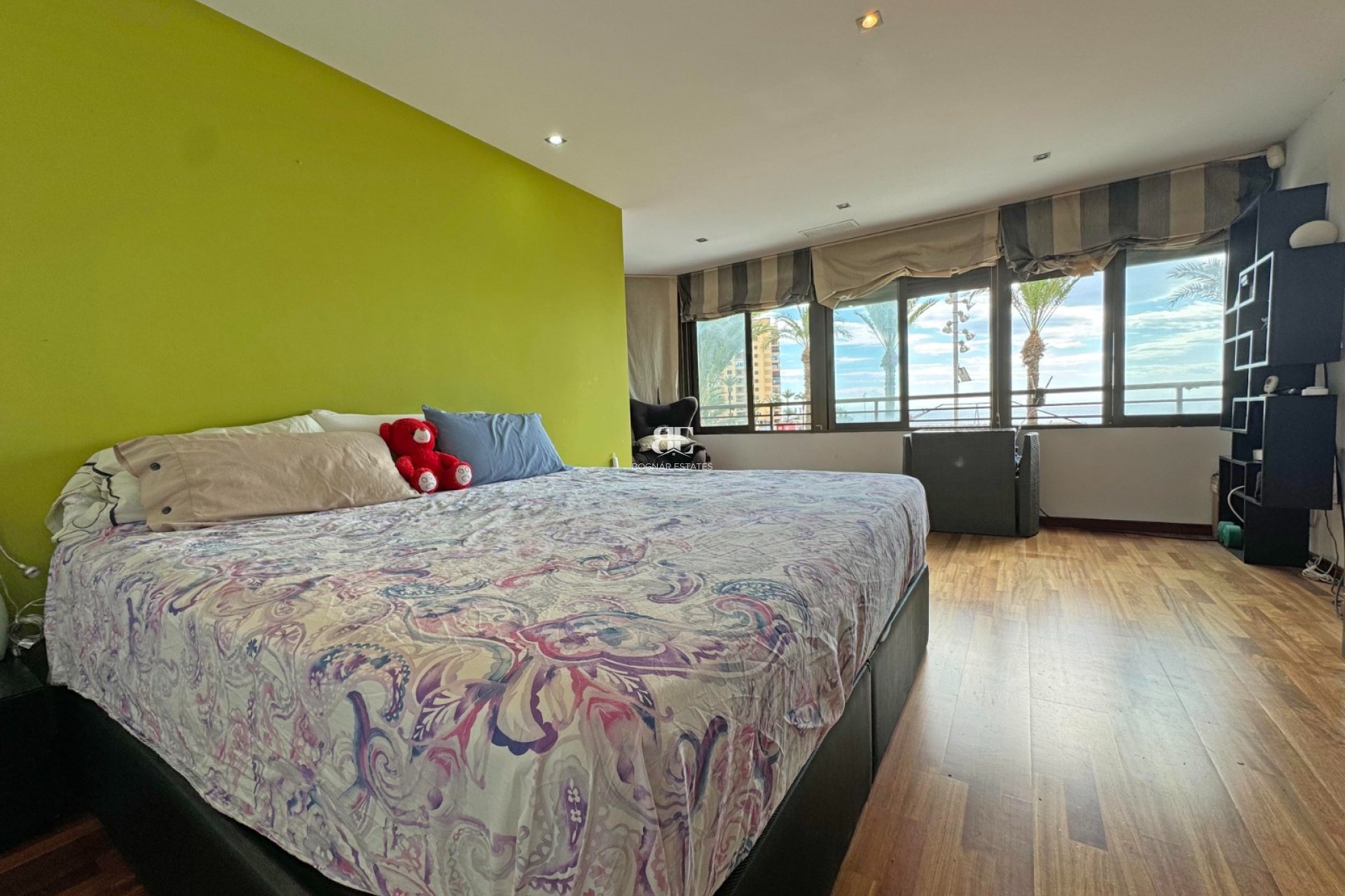 Resale - apartment -
Torrevieja - Playa del Cura