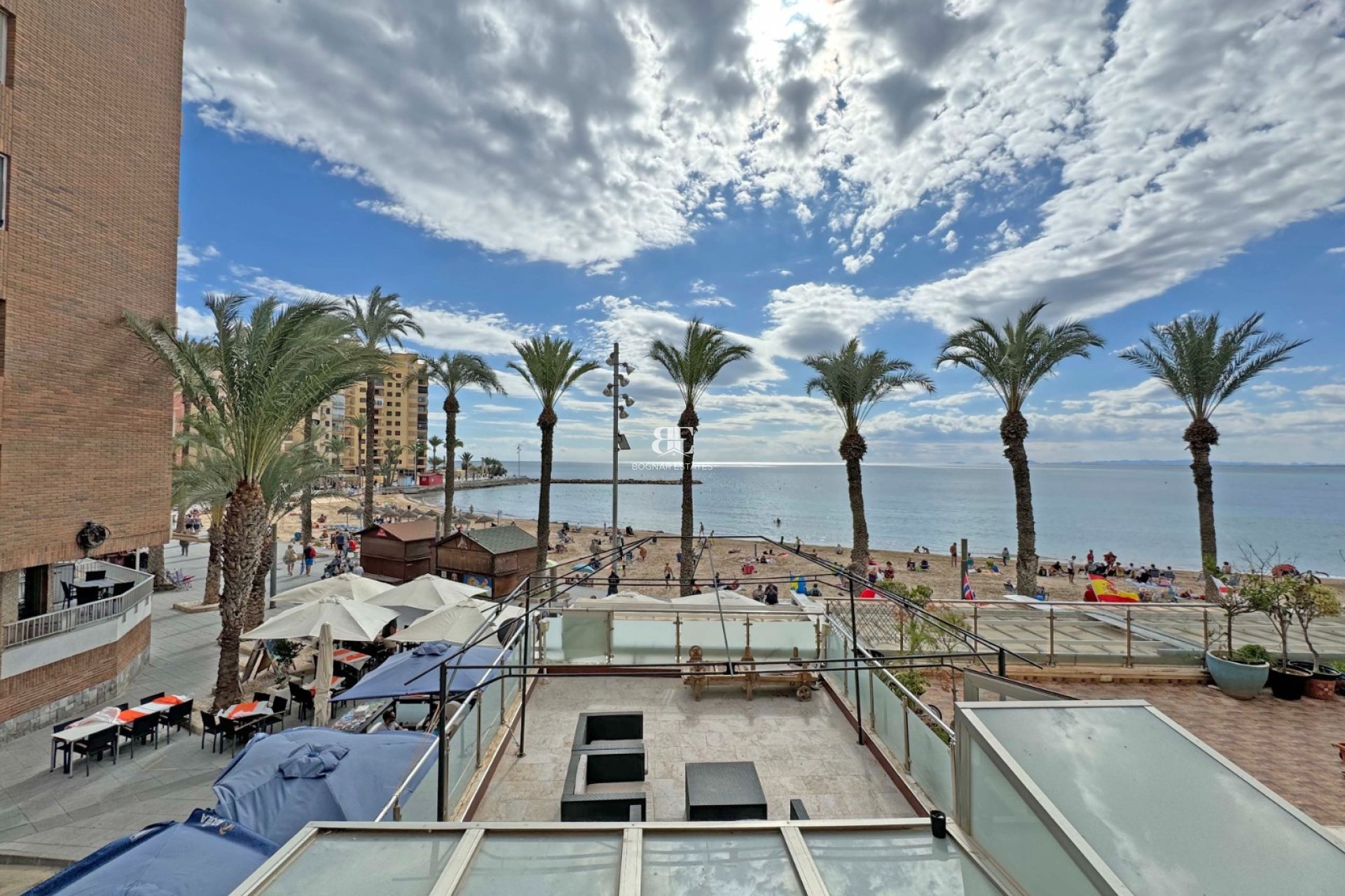Resale - apartment -
Torrevieja - Playa del Cura
