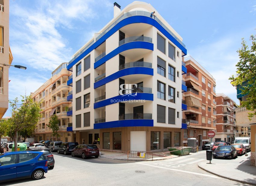 Resale - apartment -
Torrevieja - Playa del Cura