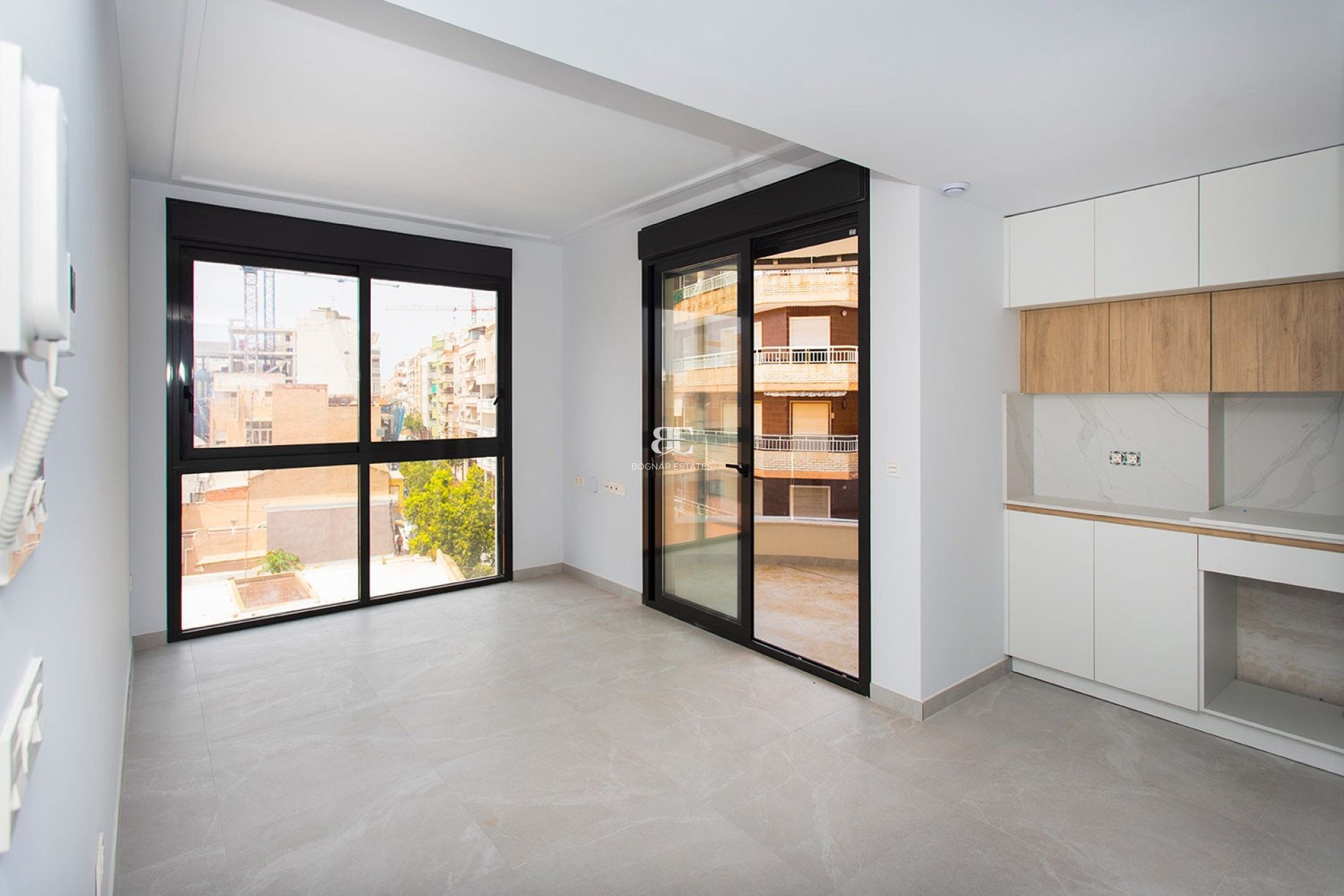 Resale - apartment -
Torrevieja - Playa del Cura